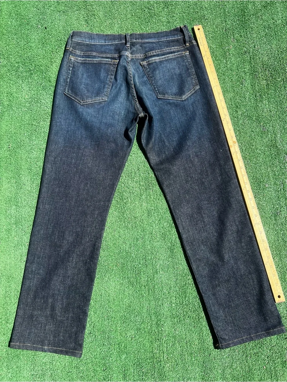 Frame Denim Men’s Straight Jeans in Deep Indigo - Classic Straight Fit - Size 29